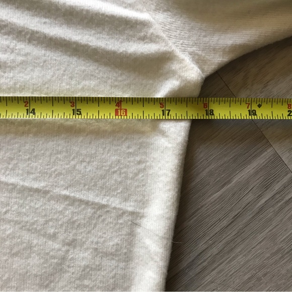 Free People White Cream Long Puffy Flowy Sleeve Fitted T Super Soft Sz Large - Picture 5 of 6